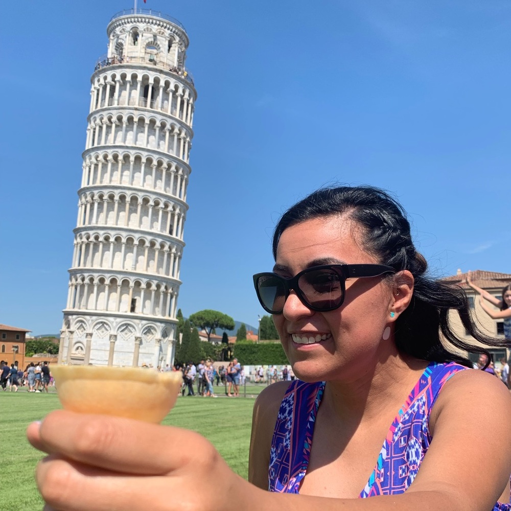 Meet your Posher, Gloria